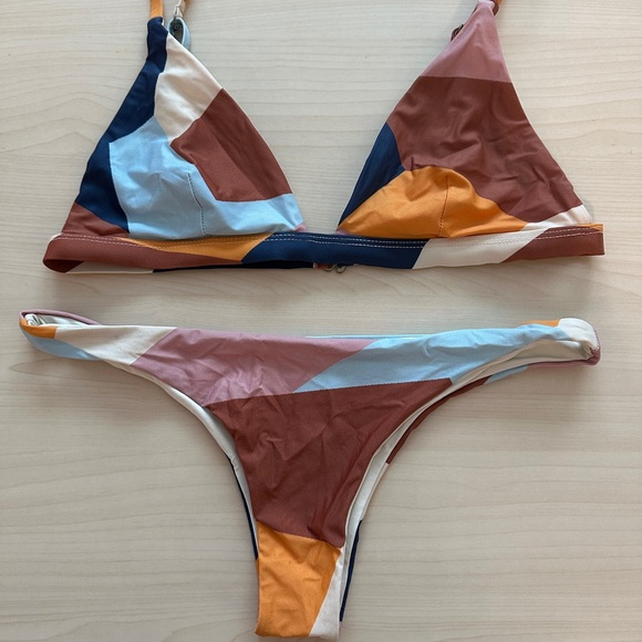 Vitamin A Bikini Set Medium - Picture 1 of 2